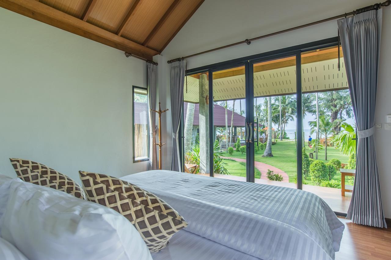 Medee Resort Ko Kut Екстериор снимка